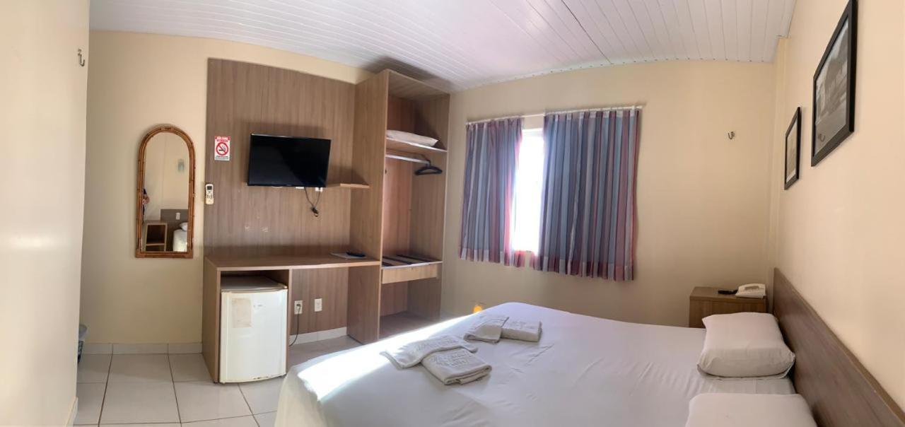 Quarto Standard com Cama de Casal ou 2 de Solteiro